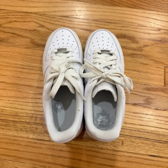 Nike Air Force 1 - Picture 3 of 8